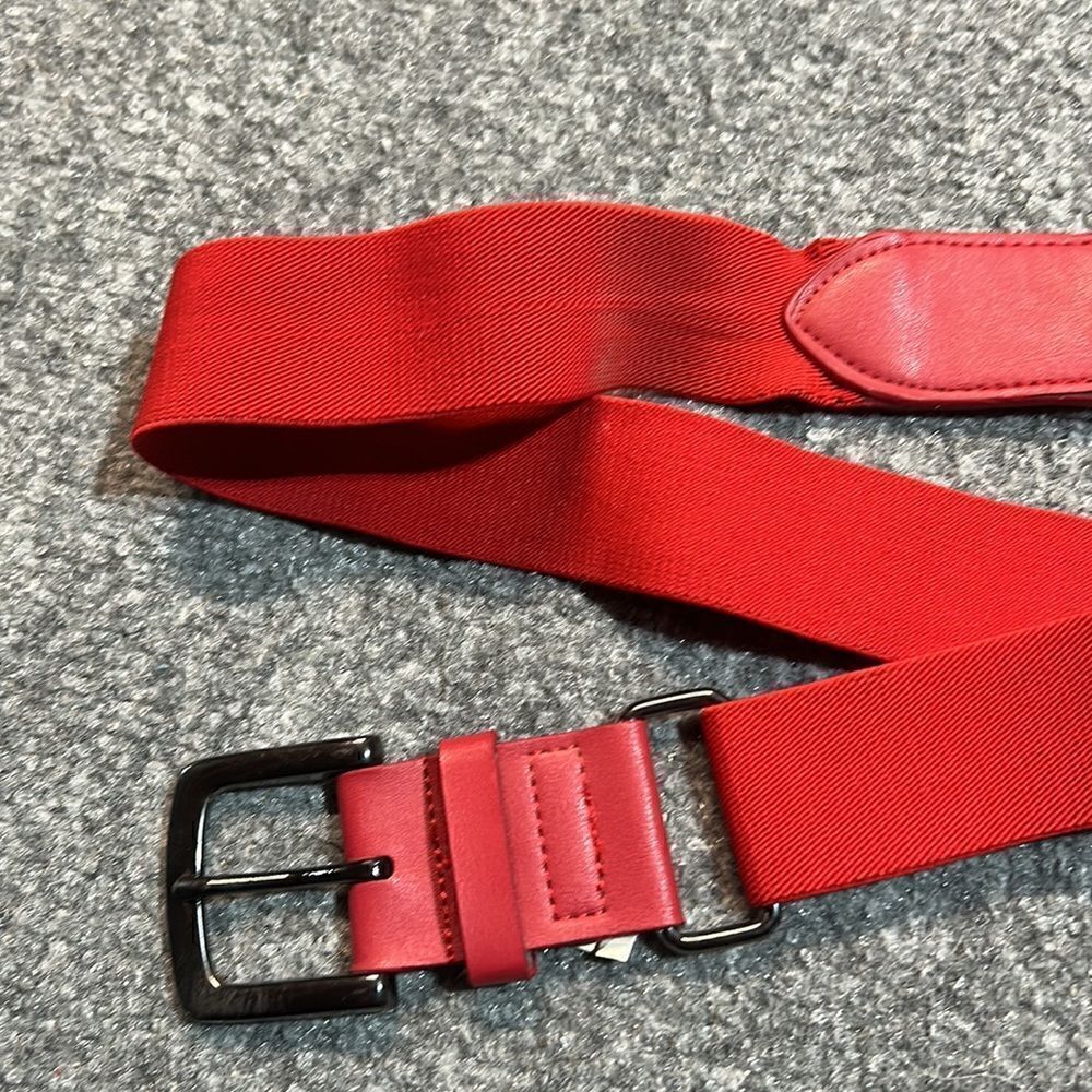 Red Nike Baseball Belt - Picture 3 of 3